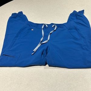 Fig scrub pants size small